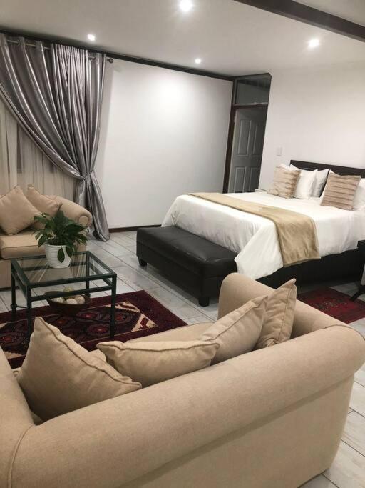 הארטביספורט Red Cascade - Luxury 4 Bedrooms -Solar And Aircons מראה חיצוני תמונה